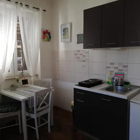 Optimist Split/city Center Apartament *